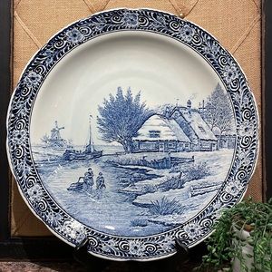 Vintage Delfts platter